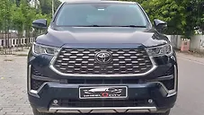 Used Toyota Innova Hycross ZX Hybrid 7 STR in Kanpur