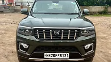 Used Mahindra Scorpio N Z8 Petrol AT 7 STR [2023-2024] in Delhi