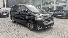 Used Toyota Vellfire Hybrid in Delhi
