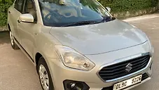 Used Maruti Suzuki Dzire VXi AMT in Delhi