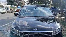 Used Kia Carnival Limousine Plus 7 STR in Dehradun