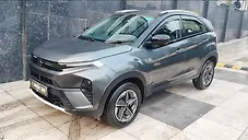 Used Tata Nexon Creative 1.2 Petrol 6AMT Dual Tone [2023-2025] in Delhi