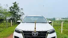 Used Toyota Fortuner Legender 4X2 2WD Diesel Turbo Automatic Dual Tone in Chennai