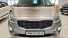 Used Kia Carnival Limousine Plus 7 STR in Mumbai