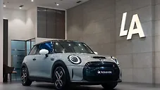 Used Mini Cooper SE 3-Door in Kolkata