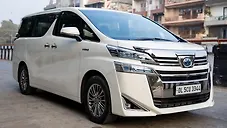 Used Toyota Vellfire Hybrid in Amritsar
