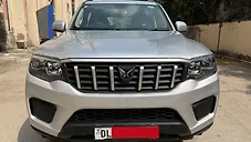 Used Mahindra Scorpio N Z4 Petrol MT 7 STR [2022] in Delhi
