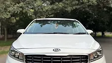 Used Kia Carnival Prestige 6 STR in Delhi