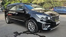 Used Kia Carnival Limousine Plus 7 STR in Mumbai
