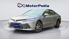 Used Toyota Camry Hybrid in Faridabad