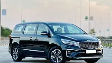 Used Kia Carnival Limousine Plus 7 STR in Surat