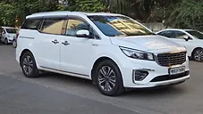Used Kia Carnival Limousine 7 STR in Mumbai