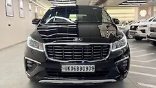 Used Kia Carnival Premium 7 STR in Delhi