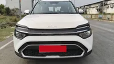 Used Kia Carens Premium (O) Petrol 1.5L Manual 7 STR in Gorakhpur