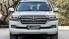 Used Toyota Land Cruiser LC 200 VX in Mumbai