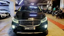 Used Kia Carnival Limousine Plus 7 STR in Mumbai