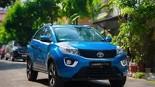 Used Tata Nexon XZ in Kolkata