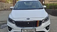 Used Kia Carnival Premium 7 STR in Delhi