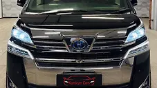 Used Toyota Vellfire Hybrid in Pune