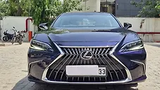 Used Lexus Old Generation ES 2018 300h Luxury in Delhi