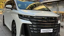 Used Toyota Vellfire VIP – Executive Lounge Hybrid (Electric + Petrol) Automatic in Mumbai