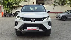 Used Toyota Fortuner Legender 2.8 4X4 AT in Delhi