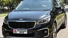 Used Kia Carnival Premium 7 STR in Chandigarh