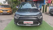 Used Kia Carens Prestige 1.4 Petrol MT 7 STR in Kolkata