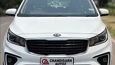 Used Kia Carnival Premium 7 STR in Chandigarh