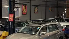 Used Toyota Innova Hycross ZX (O) Hybrid (Electric + Petrol) Automatic (e-CVT) 7 STR in Delhi