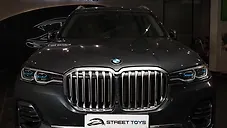 Used BMW X7 xDrive30d DPE Signature in Ahmedabad