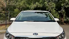 Used Kia Carnival Limousine 7 STR in Delhi
