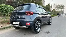 Used Hyundai Venue SX 1.0 Turbo DCT Dual Tone in Delhi