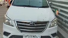 Used Toyota Innova 2.5 G 7 STR BS-IV in Lucknow
