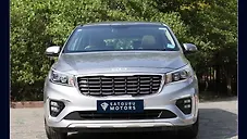 Used Kia Carnival Limousine Plus 7 STR in Delhi