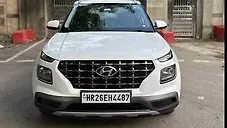 Used Hyundai Venue S 1.2 Petrol in Delhi