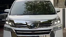 Used Toyota Vellfire Executive Lounge in Chennai