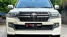 Used Toyota Land Cruiser LC 200 VX in Delhi