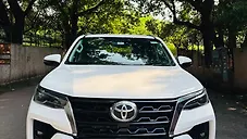 Used Toyota Fortuner 2.7 4x2 AT in Delhi