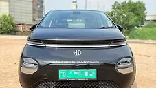 Used MG Windsor EV Essence 38.0 kWh in Delhi