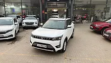Used Mahindra XUV300 W8 1.2 Petrol in Ahmedabad