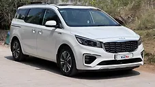 Used Kia Carnival Premium 7 STR in Hyderabad
