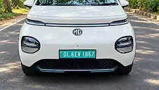 Used MG Windsor EV Essence 38.0 kWh in Delhi