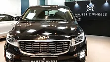 Used Kia Carnival Limousine Plus 7 STR in Mumbai