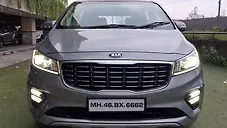 Used Kia Carnival Limousine Plus 7 STR in Mumbai