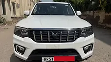 Used Mahindra Scorpio N Z4 Diesel MT 2WD 7 STR in Delhi