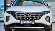 Used Hyundai Tucson Signature 2.0 AT Petrol Dual Tone in Delhi