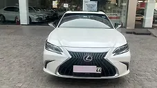 Used Lexus Old Generation ES 2018 300h Luxury in Delhi