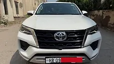 Used Toyota Fortuner 4x4 4WD Diesel 2.8L Turbo 6 Speed Manual  Platinum White Pearl in Delhi