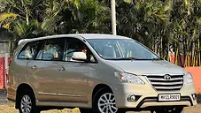 Used Toyota Innova 2.5 ZX 7 STR BS-IV in Nashik